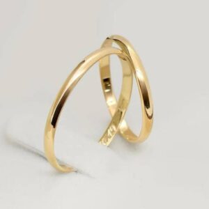 Par de Alianças Tradicional Reta Ouro 18K 2mm