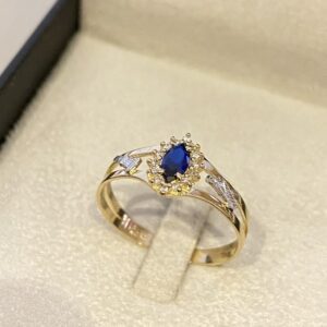 Anel de Formatura Ouro 18k Safira Azul Natural 12 brilhantes
