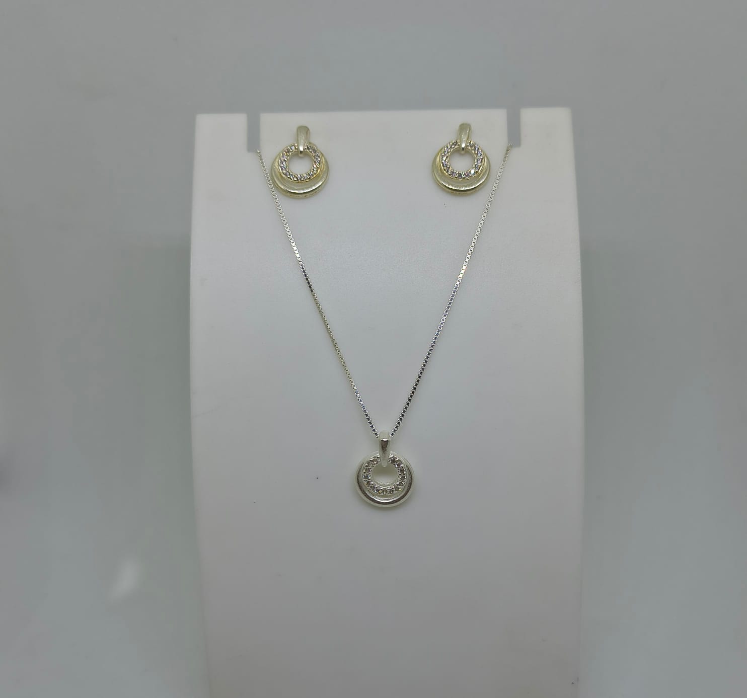 Conjunto mandala com zircônias rosa e branca 45cm