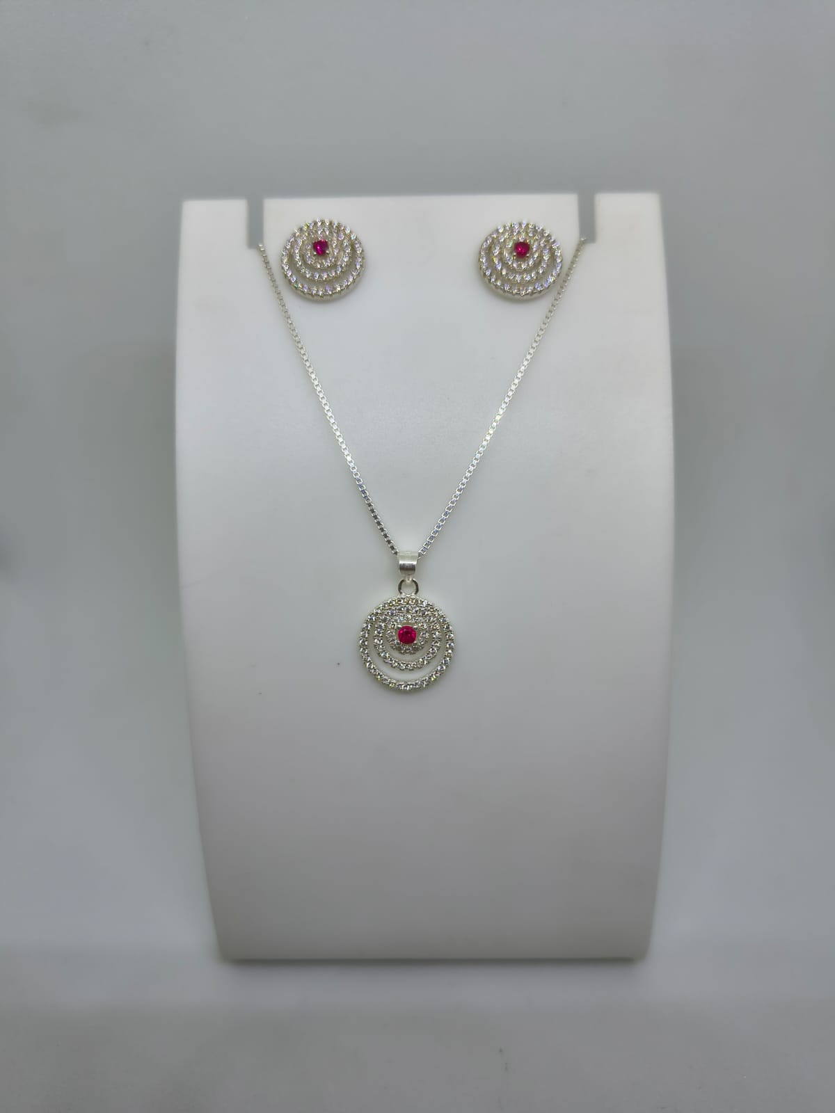 Conjunto Circulo com zircônias branca 45cm