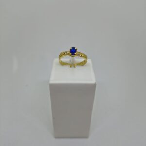 Anel de Formatura Safira sintética com 4 zircônias Branca