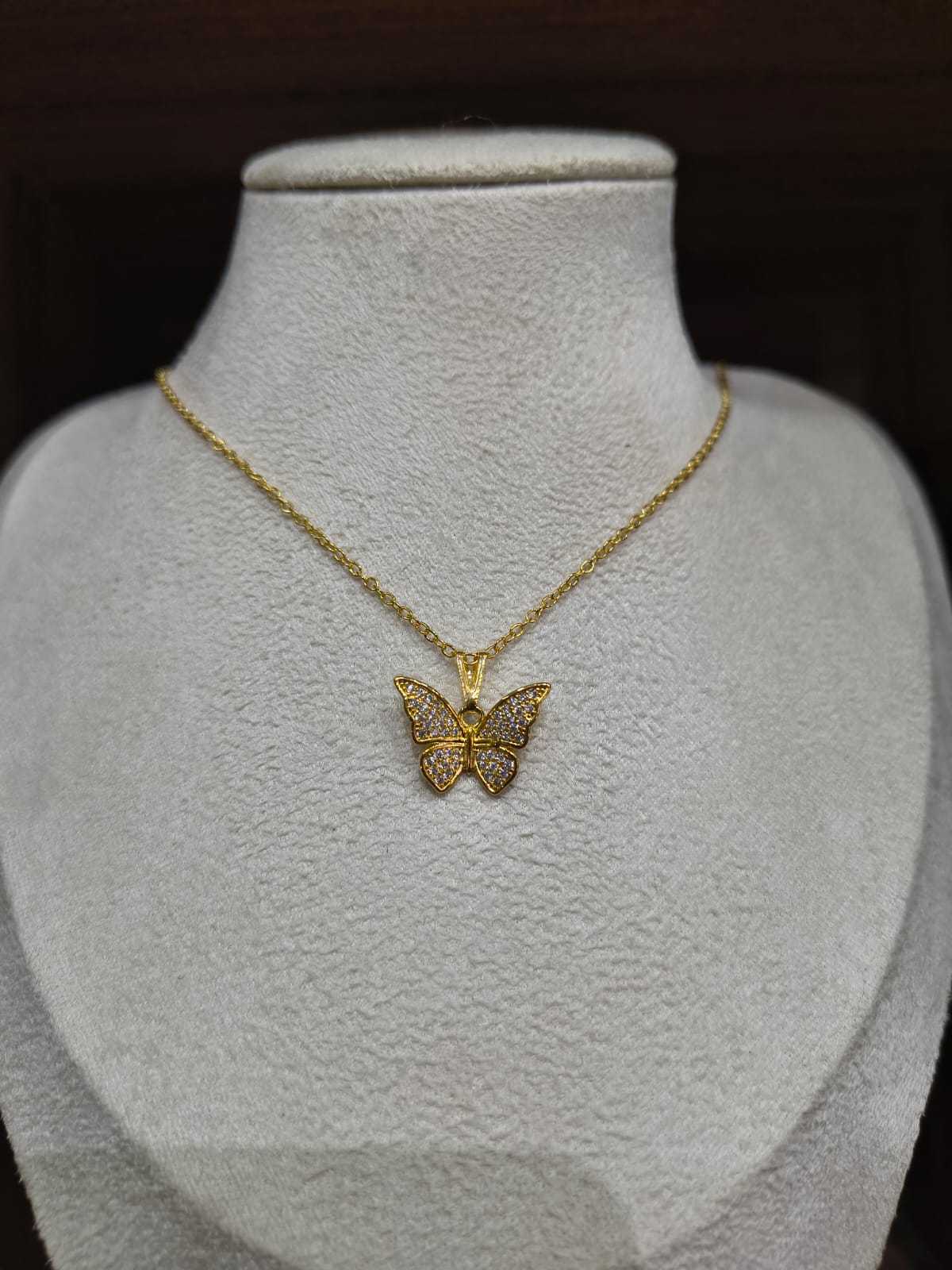 Corrente Cartie Feminina Borboleta com Strass 45cm