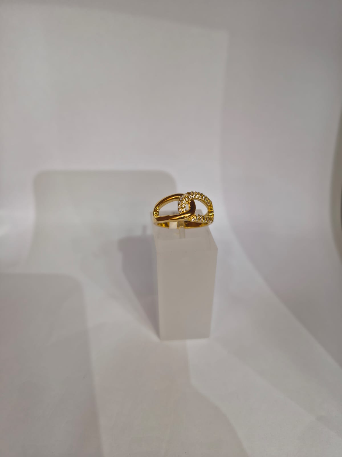 Anel Infinito com Strass