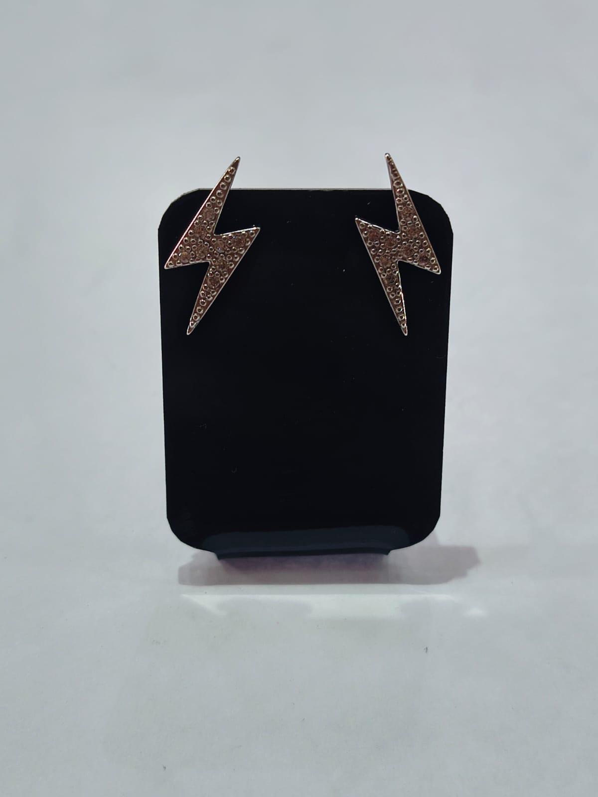 Brinco Raio com Zircônia