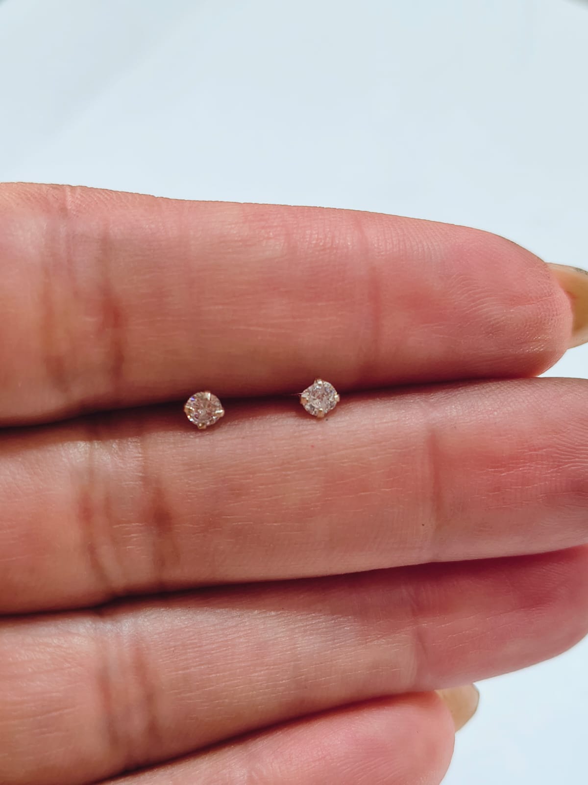 Brinco Ponto de Luz Zircônia 3mm